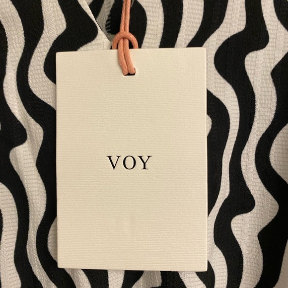 VOY BLACK/WHITE DRESS WITH RIC-RAC BELT - SIZE L - NWT - Picture 5 of 10